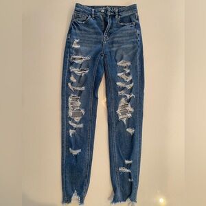 AE jeans fit-mom jean, size 000 with stretch.